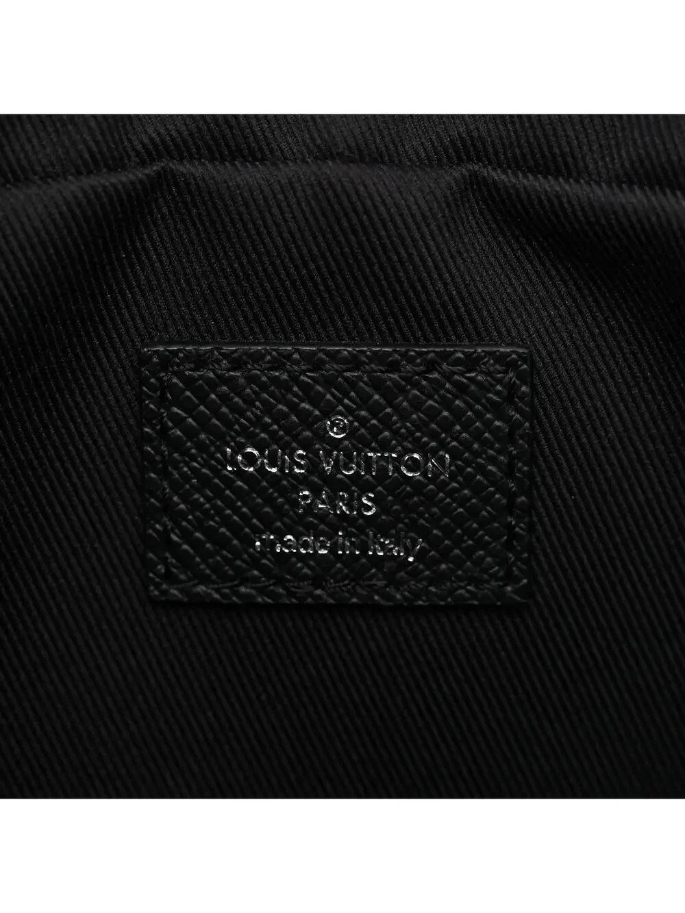 Louis Vuitton Taiga Outdoor Bumbag #278773L15B